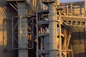 住宅の基礎工事でコンクリート養生マットは重宝します