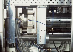 電気陶芸釜で焼成作業を安全・簡単に