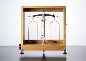 温度センサーを使って工業用ヒーターの温度を一定に保つデジサーモ